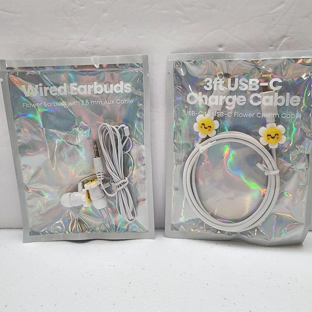 Wired Earbuds/ 3ft USB-C CHARGING Cable Flower Charm Brand New